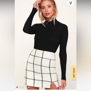 Lulu’s Spence white plaid mini skirt